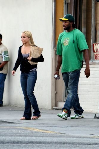 Hayden Panettiere Feet Toes And Soles 1039