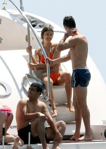 Irina Shayk Feet Toes And Soles 589