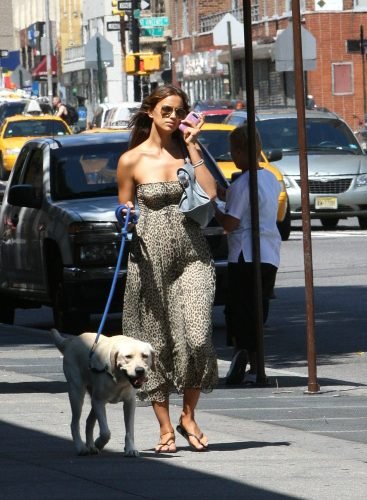 Irina Shayk Feet Toes And Soles 733