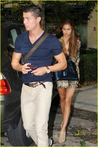 Irina Shayk Feet Toes And Soles 739