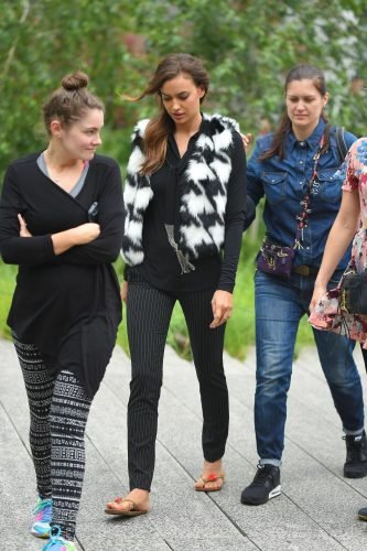 Irina Shayk Feet Toes And Soles 967
