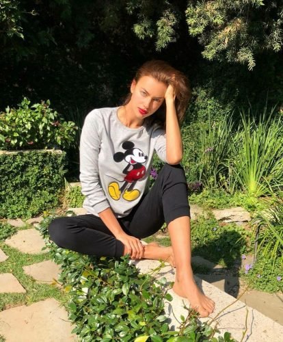 Irina Shayk Feet Toes And Soles 1751