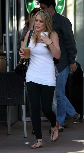 Hilary Duff Feet Toes And Soles 31