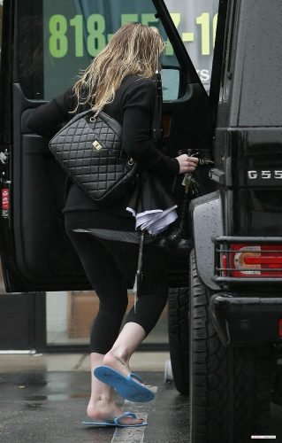 Hilary Duff Feet Toes And Soles 68