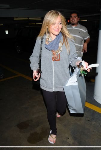 Hilary Duff Feet Toes And Soles 88