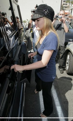 Hilary Duff Feet Toes And Soles 107