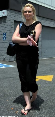 Hilary Duff Feet Toes And Soles 340