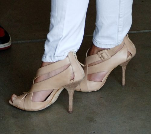 Hilary Duff Feet Toes And Soles 348