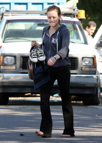 Hilary Duff Feet Toes And Soles 555