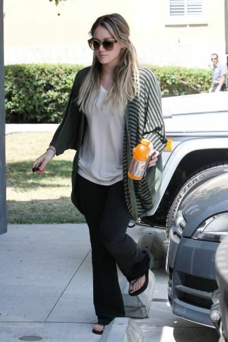 Hilary Duff Feet Toes And Soles 598