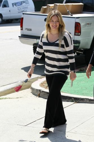 Hilary Duff Feet Toes And Soles 607