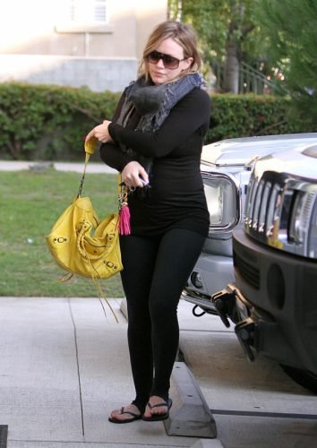 Hilary Duff Feet Toes And Soles 648