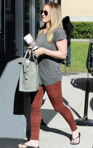 Hilary Duff Feet Toes And Soles 713