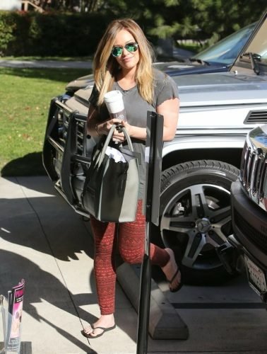 Hilary Duff Feet Toes And Soles 716