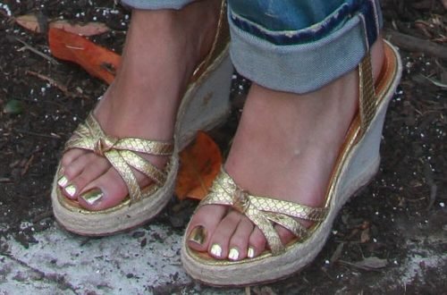 Emmanuele Chriqui Feet Toes And Soles 430