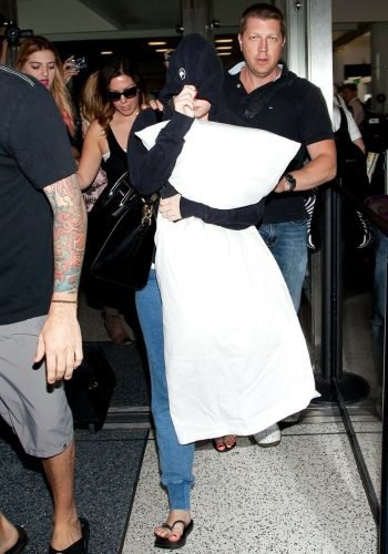 Demi Lovato Feet Toes And Soles 709