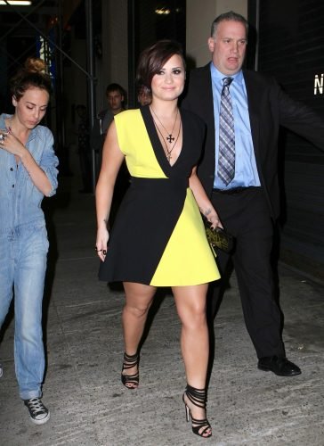 Demi Lovato Feet Toes And Soles 850