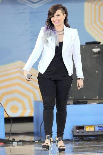 Demi Lovato Feet Toes And Soles 875