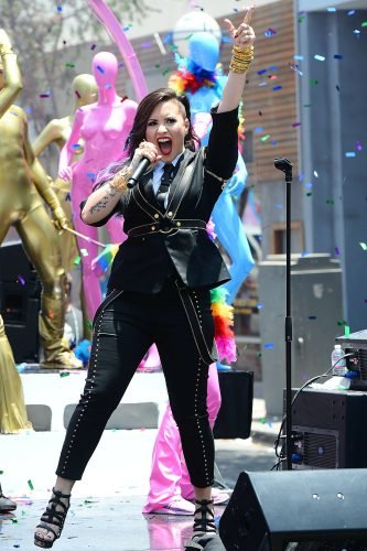 Demi Lovato Feet Toes And Soles 898