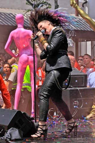 Demi Lovato Feet Toes And Soles 903