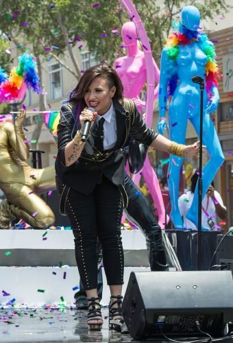 Demi Lovato Feet Toes And Soles 920