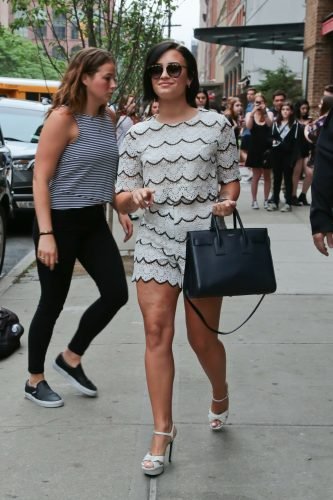 Demi Lovato Feet Toes And Soles 957