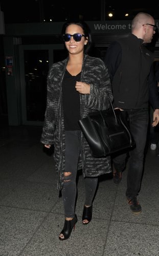 Demi Lovato Feet Toes And Soles 1112