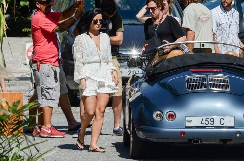 Demi Lovato Feet Toes And Soles 1215