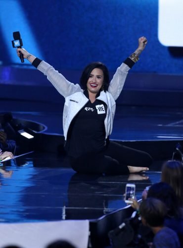 Demi Lovato Feet Toes And Soles 1282