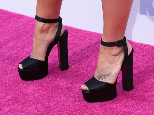 Demi Lovato Feet Toes And Soles 1310