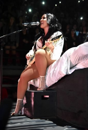 Demi Lovato Feet Toes And Soles 1730