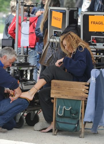 Katie Cassidy Feet Toes And Soles 143