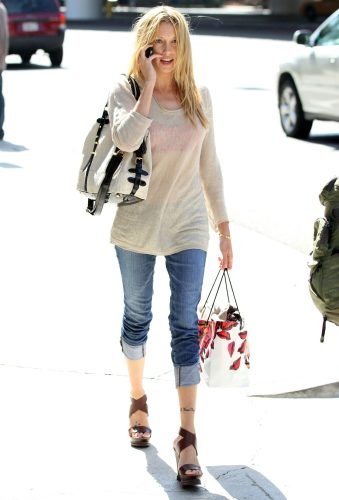 Katie Cassidy Feet Toes And Soles 171
