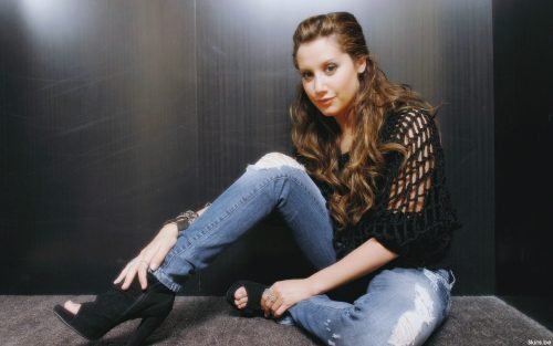 Ashley Tisdale Feet Toes And Soles 894