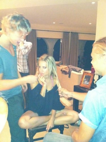 Ashley Tisdale Feet Toes And Soles 975