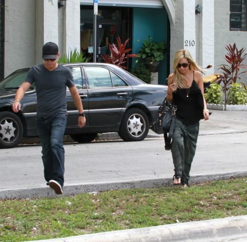 Ashley Tisdale Feet Toes And Soles 989