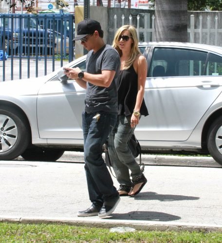 Ashley Tisdale Feet Toes And Soles 990