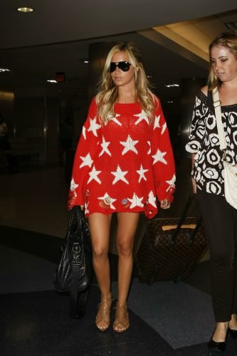 Ashley Tisdale Feet Toes And Soles 1002