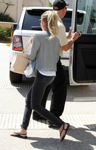 Ashley Tisdale Feet Toes And Soles 1074