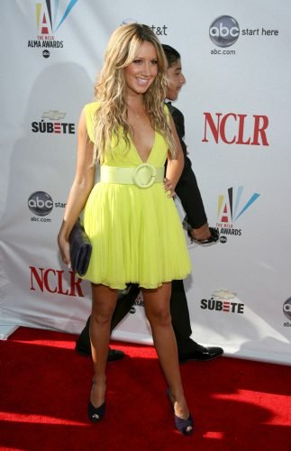 Ashley Tisdale Feet Toes And Soles 1137